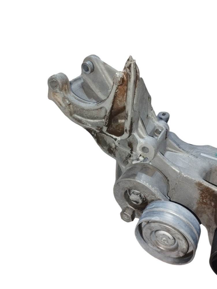 Suporte Alternador Comoressor Renault Duster Oroch 2.0 2016