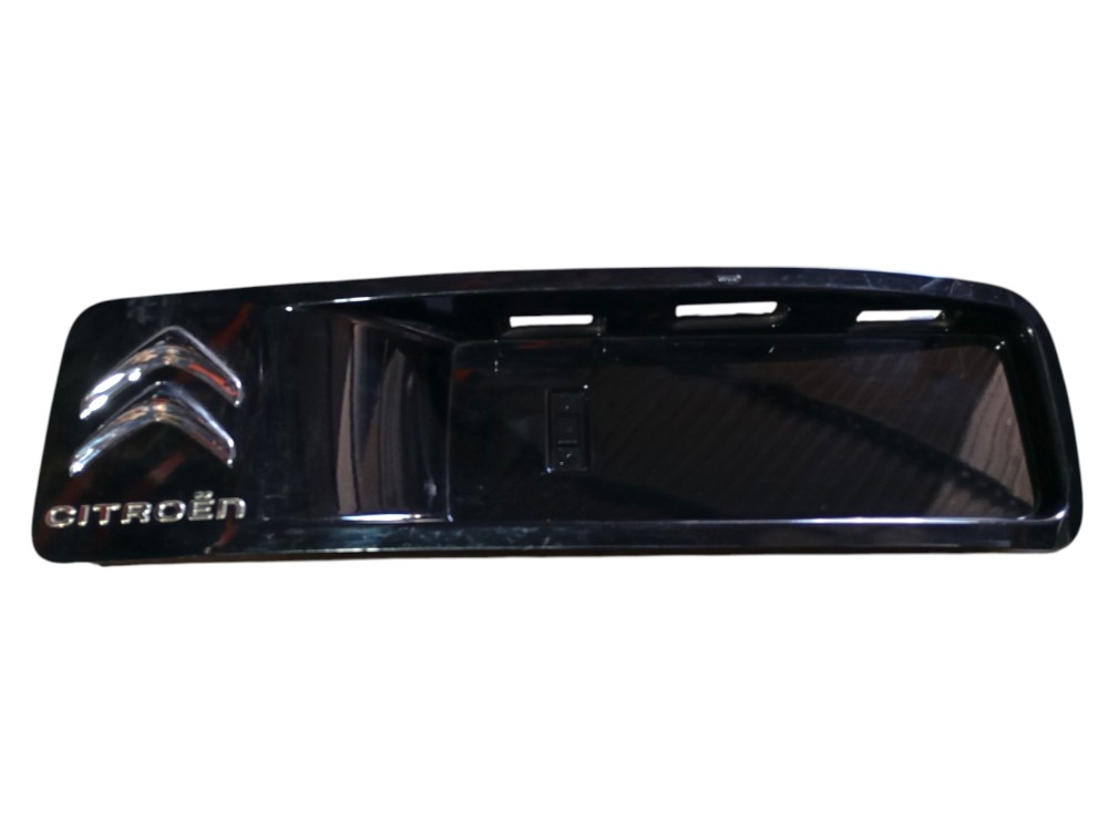 Moldura Tampa Traseira Placa Aircross Citroen C3 2011 2017 Preto