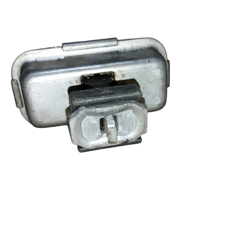 Limitador Porta Dianteira Direita  Peugeot 208 2014 2022