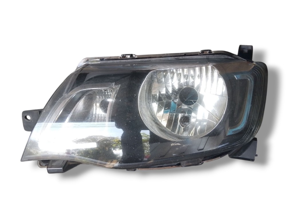 Farol esquerdo Renault kwid 2016 2021