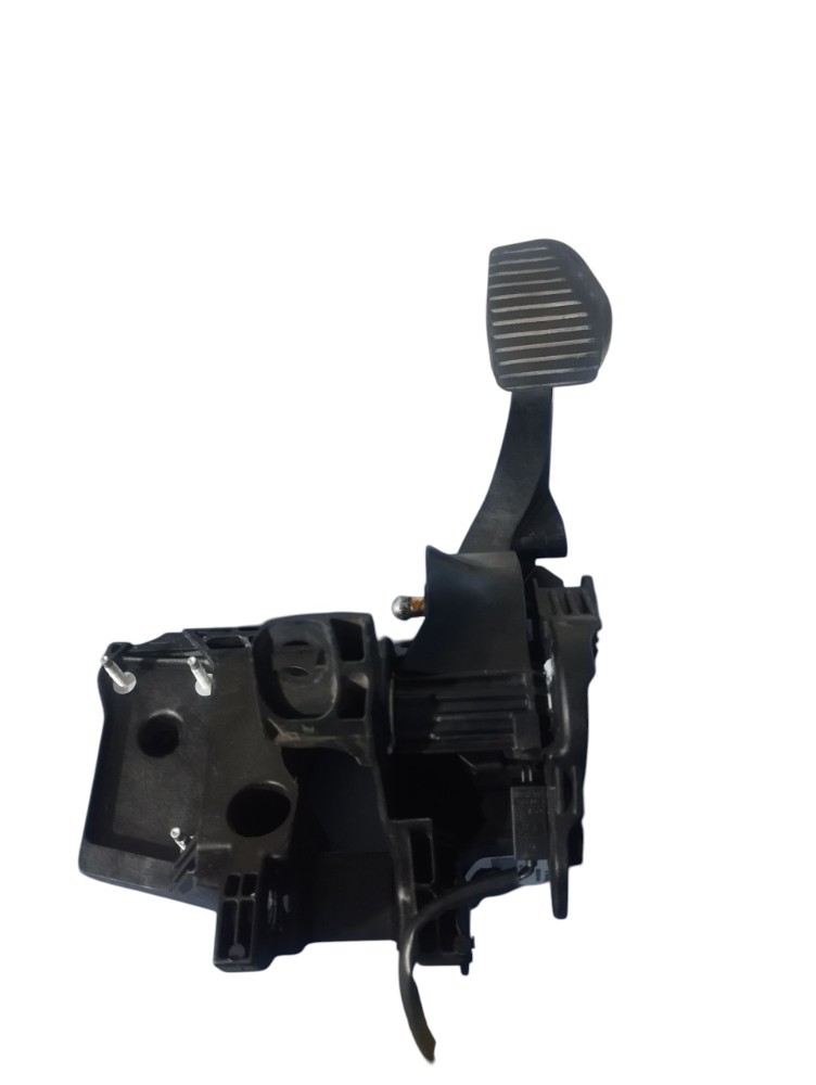 Pedaleira Pedal Embreagem Peugeot 208 2013 2014 2015