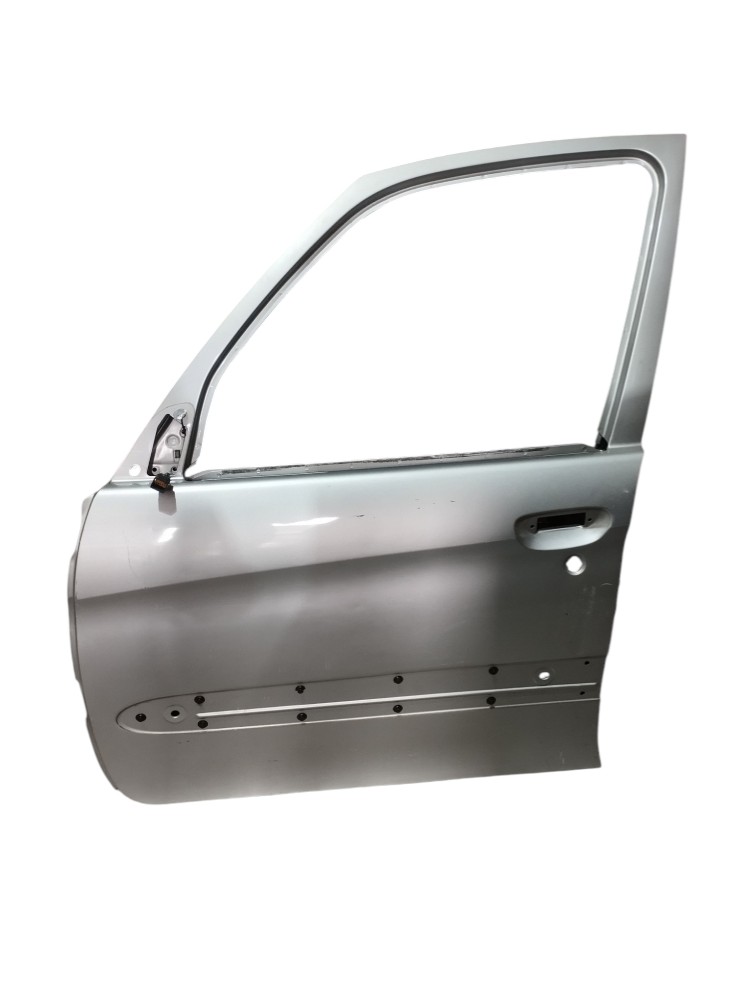 Porta Dianteiro Esquerdo Citroen Xsara Picasso 2010 Dianteira Esquerdo Prata