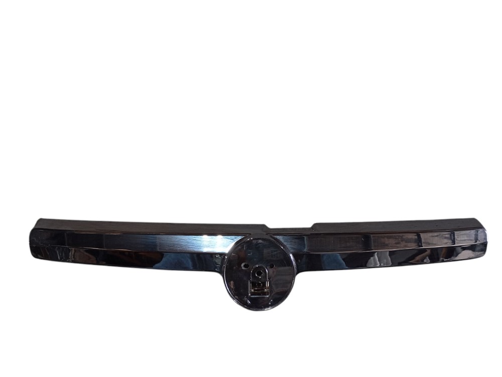 Moldura grade cromada fiat siena 2012 2016