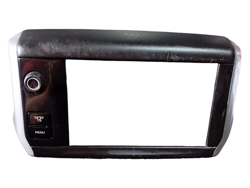 Moldura quadro de radio Peugeot 2008 2015