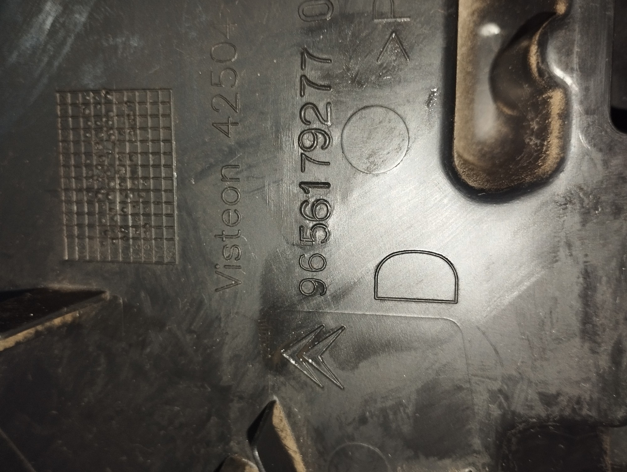 Acabamento Console Central Direito Citroen C4 Pallas 2012 5