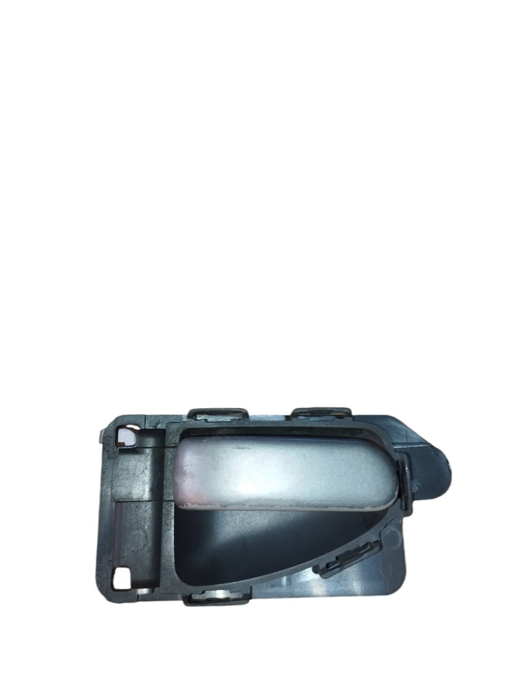 Maçaneta Interna Dianteiro Direito Citroen Xsara Picasso 04 Prata Dianteira