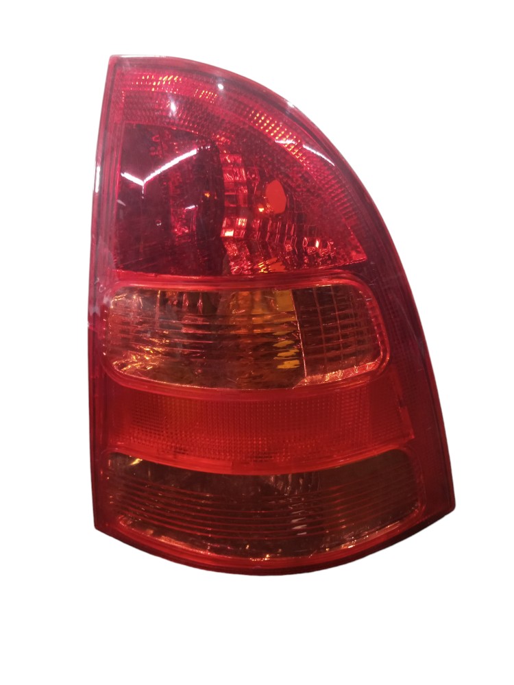 Lanterna Direita Toyota Fielder 2004 A 2008