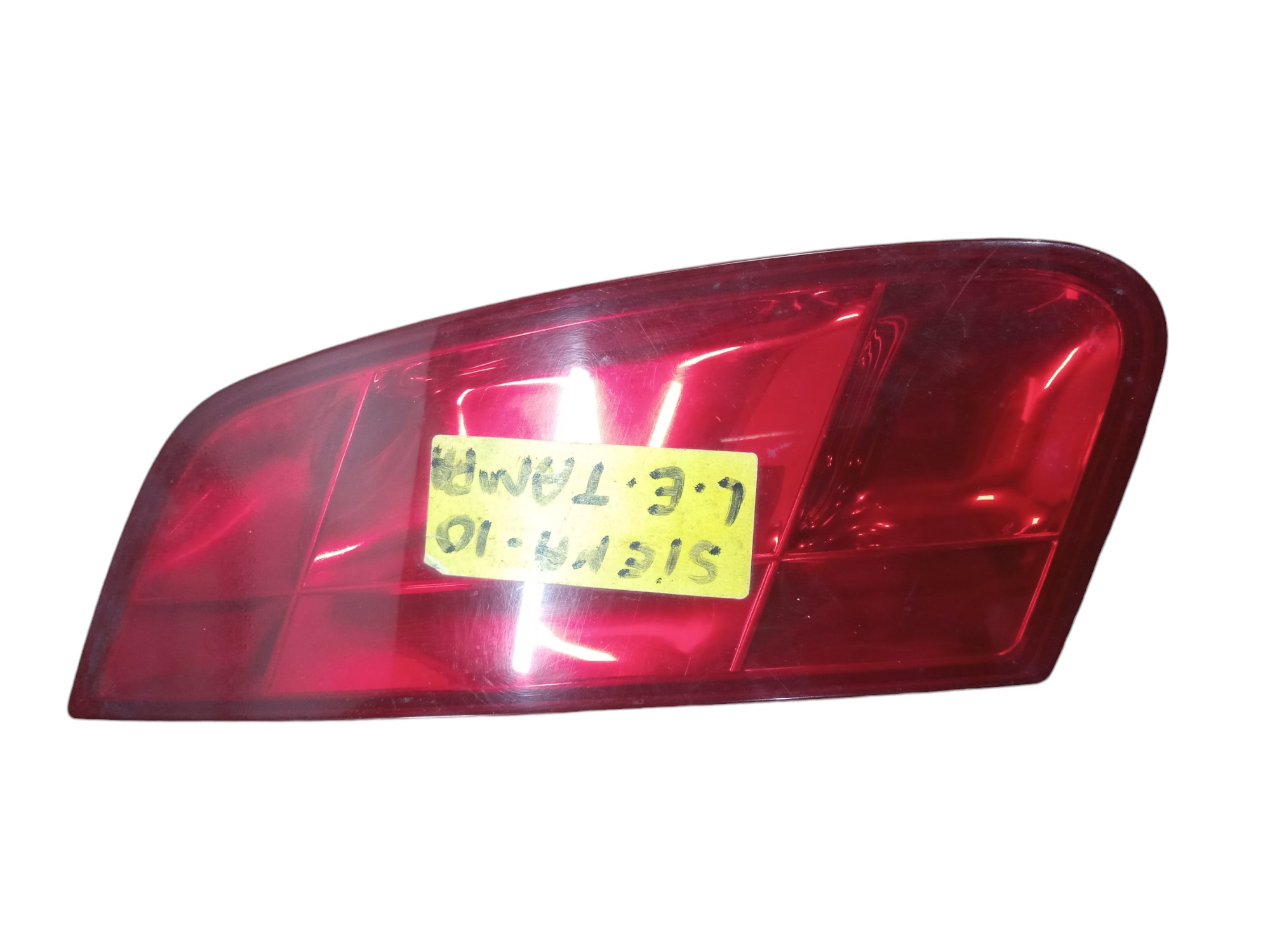 Lanterna Traseiro Esquerdo Tampa Fiat Siena 2005 A 2011