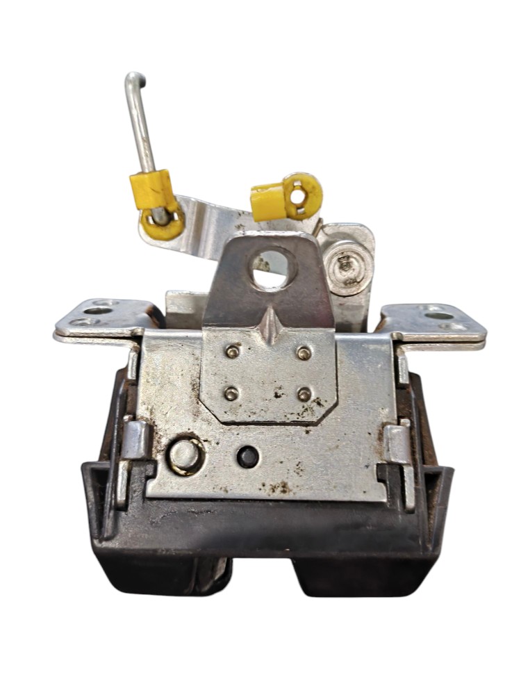 Fechadura Tampa Traseiro Porta Interna Gm Corsa 2002 A 2012