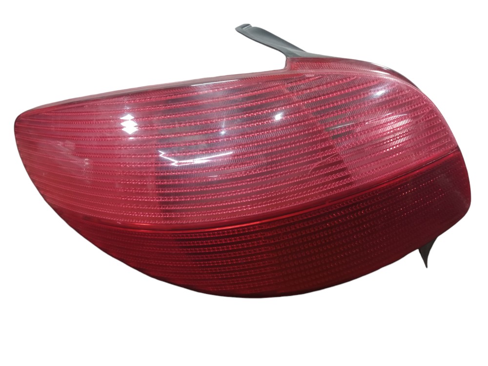 Lanterna Direita Peugeot 206 1998 A 2004 Direito Vermelho