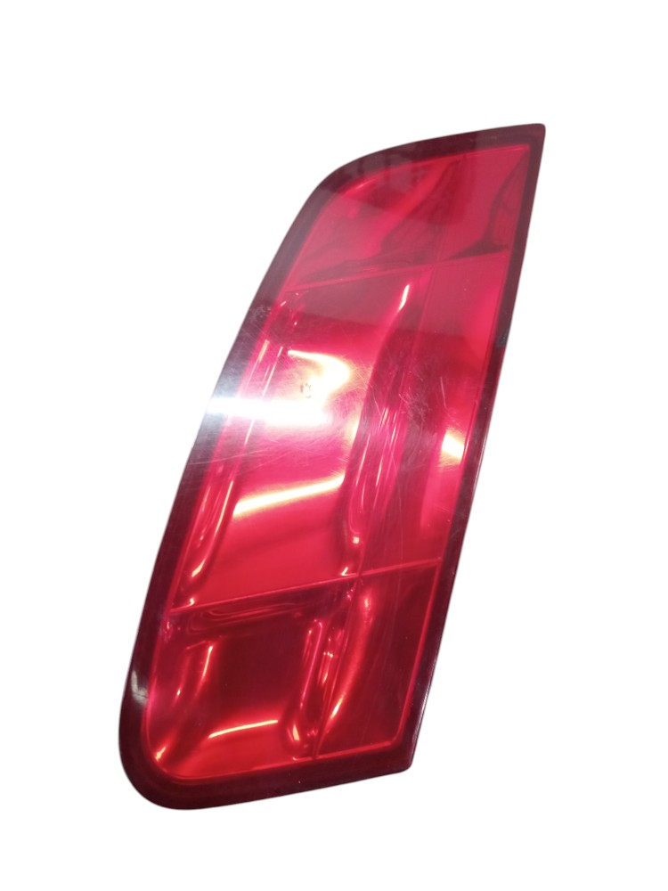 Lanterna Direita Tampa Fiat Siena 2005 A 2011 Direito/passageiro Vermelho