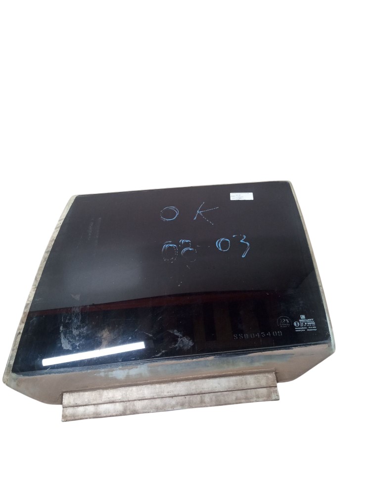 Vidro Traseiro Esquerdo Chevrolet Monza Gl Tubarão 1995