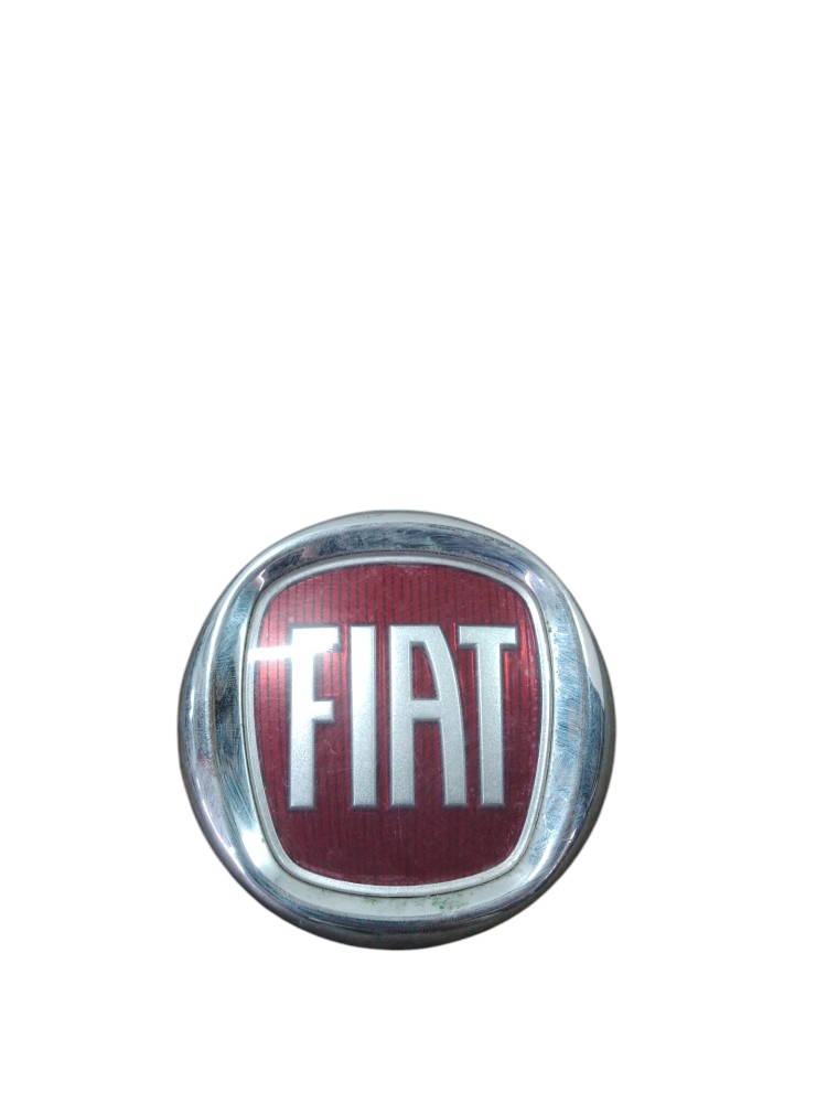 Emblema Parachoque Dianteiro Fiat Uno Ideia Doblo 06/10 Orig Cinza