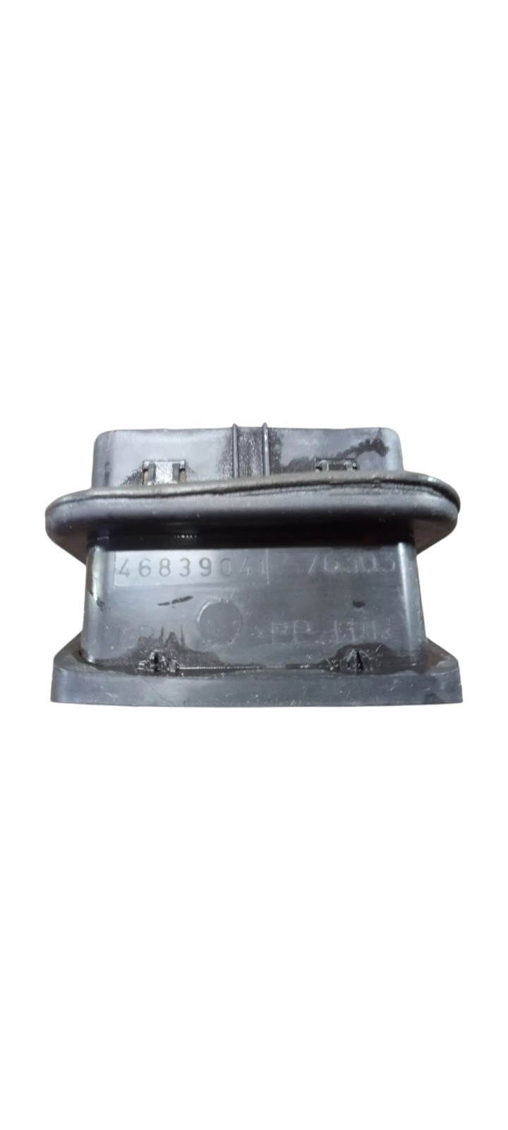 Difusor Moldura Ar Saída Traseiro Fiat 2003 A 2011