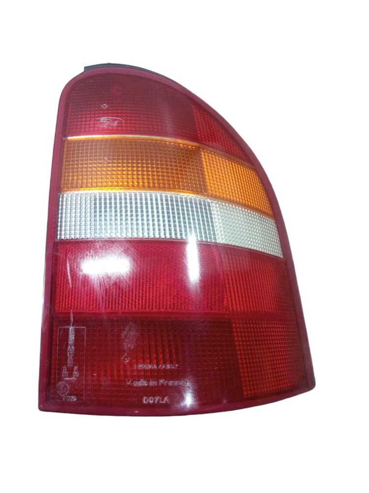 Lanterna Traseira Direita Ford Mondeo 1993 A 2000 Direito/passageiro Vermelho