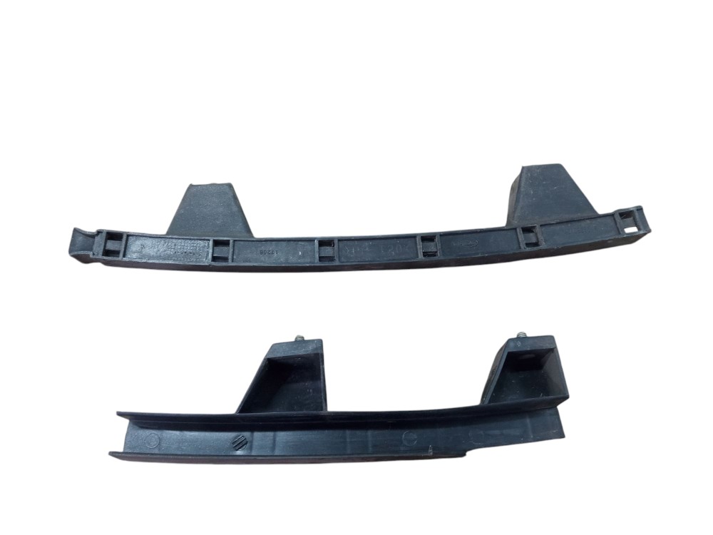 Guia Vidro Porta Esquerda Fiat Palio Strada 2p 1999 A 2013