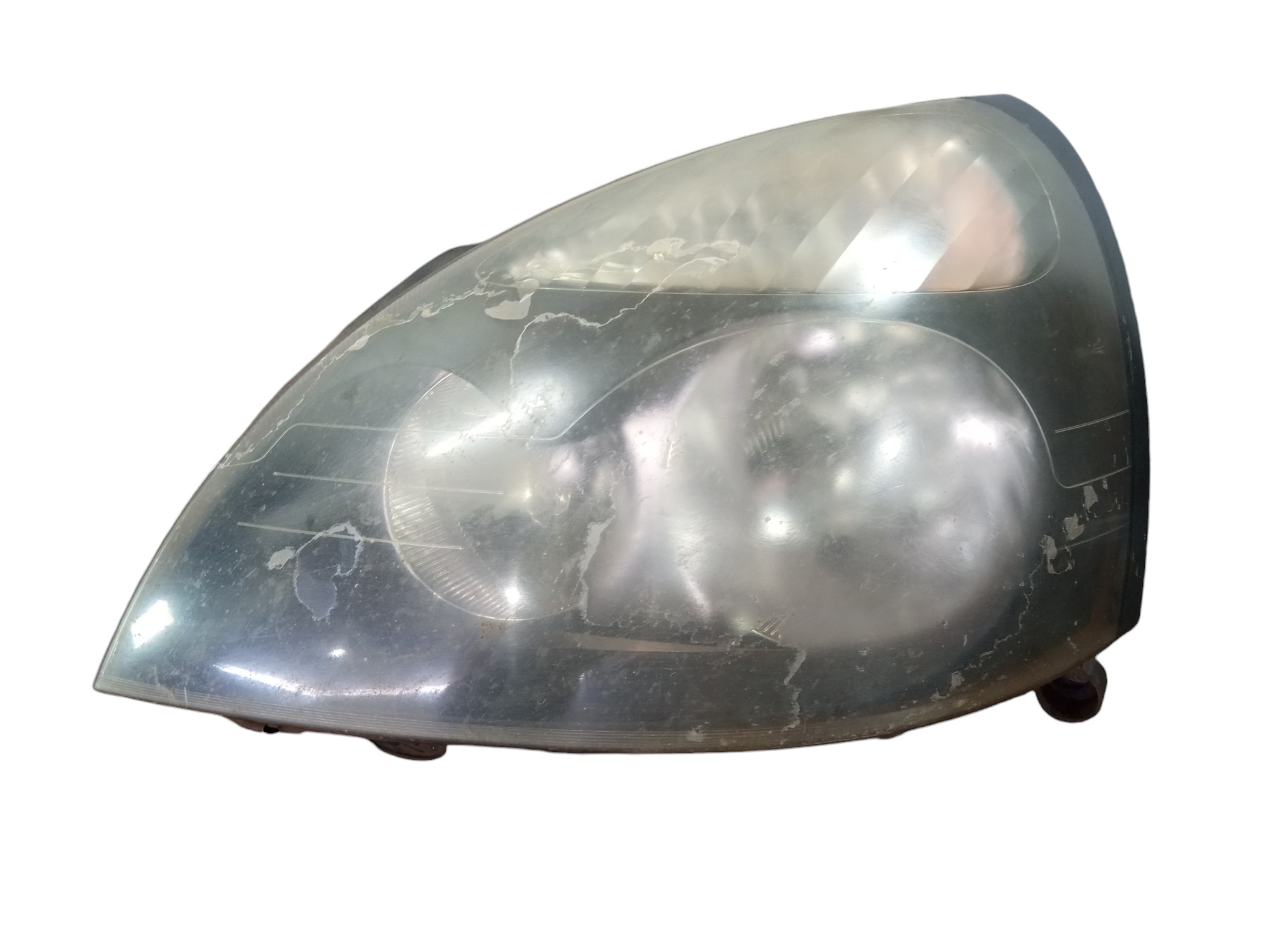Farol Esquerdo Clio 1.0 2003 A 2004 Amarelado Para Polimento