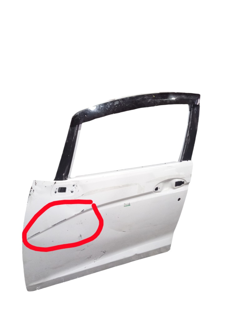 Porta Dianteira Esquerda New Fit 1.5 Com Pequenos Amassados Dianteira Esquerda Branco