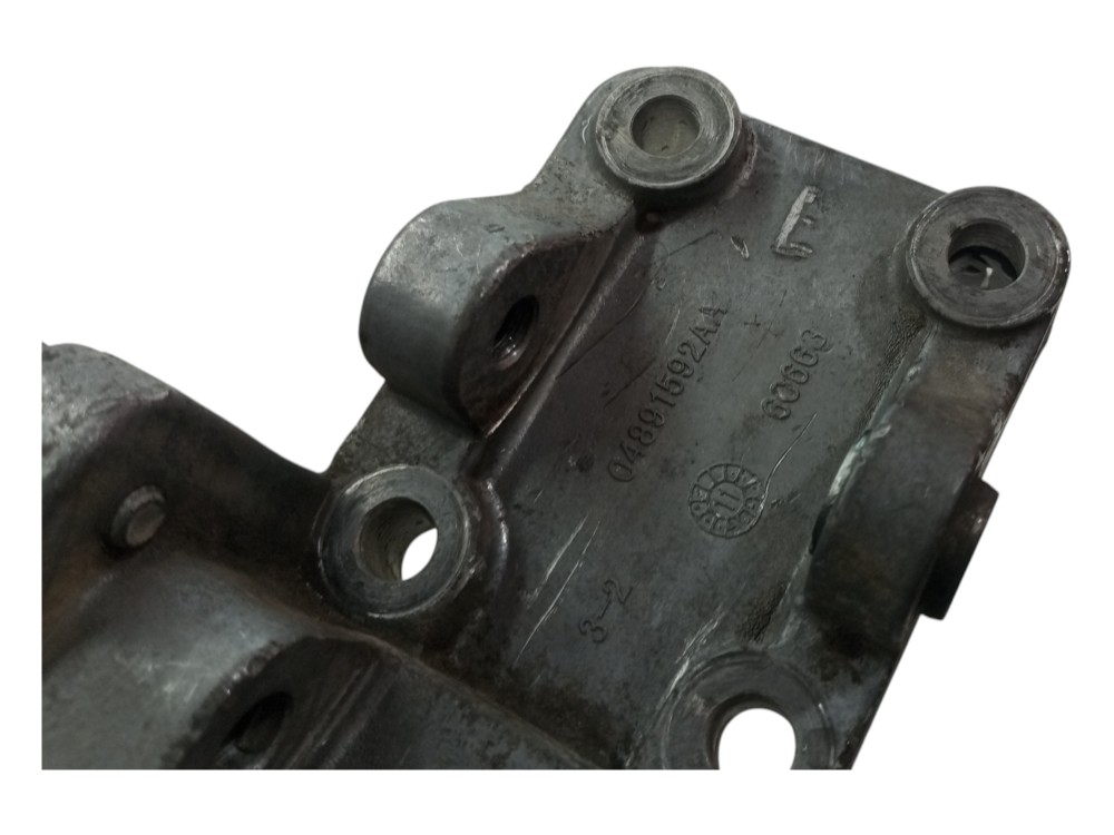Suporte alternador compressor fiat Freemont 2011 2016 usado 6