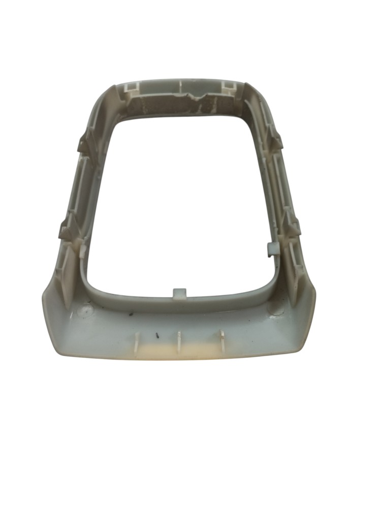 Moldura Console Central Alavanca Cambio Spin 1.8 2014 2015 5