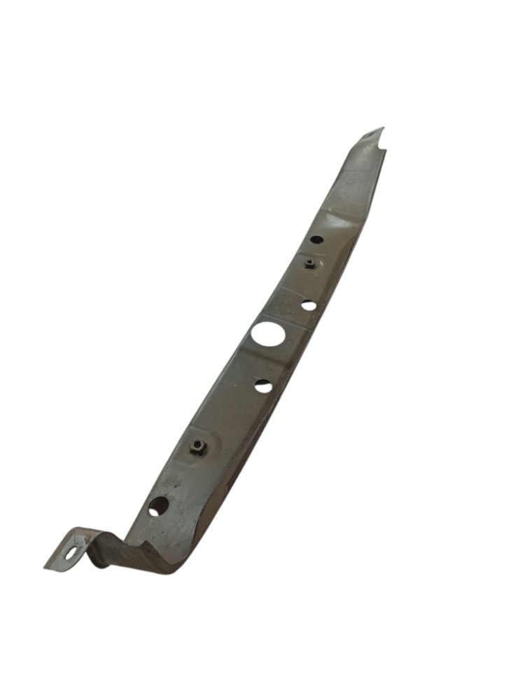Suporte Paralama Chevrolet Captiva 2009 2010 2012 Esquerdo Prata 2