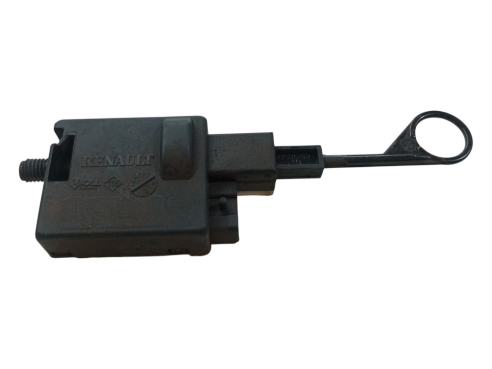 Trava Portinhola Eletrica Renault Scenic 2007 2009 Usado