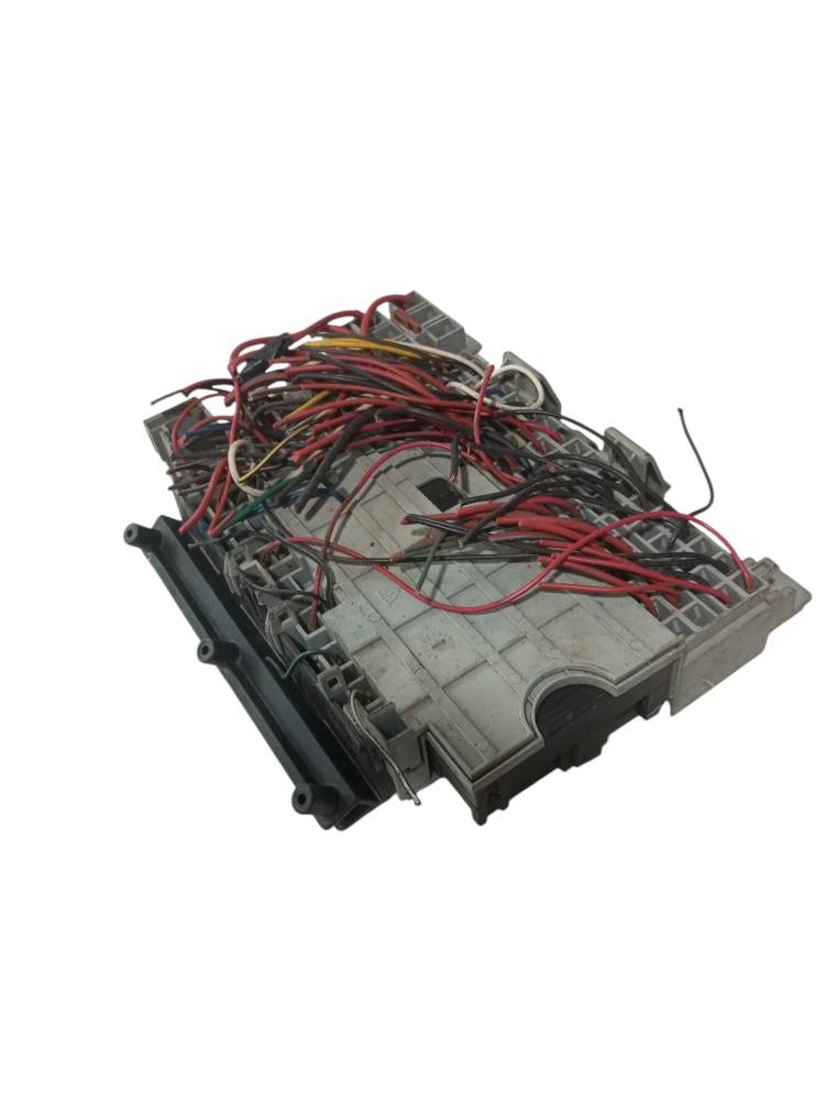 Caixa Fusivel Vectra Astra Zafira 97 98 99 2000 2001 Gm 3