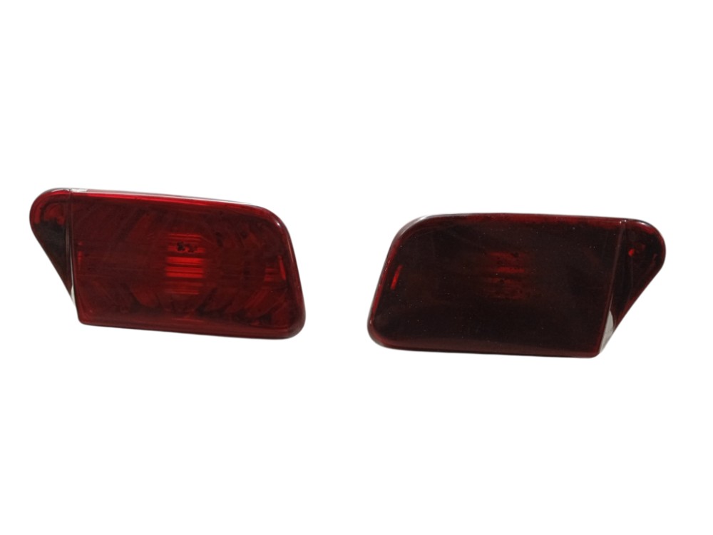 Par Lanterna Tampa Traseira Fiat Stilo 2003 2005 2008 2011 Ambos Lados Vermelho