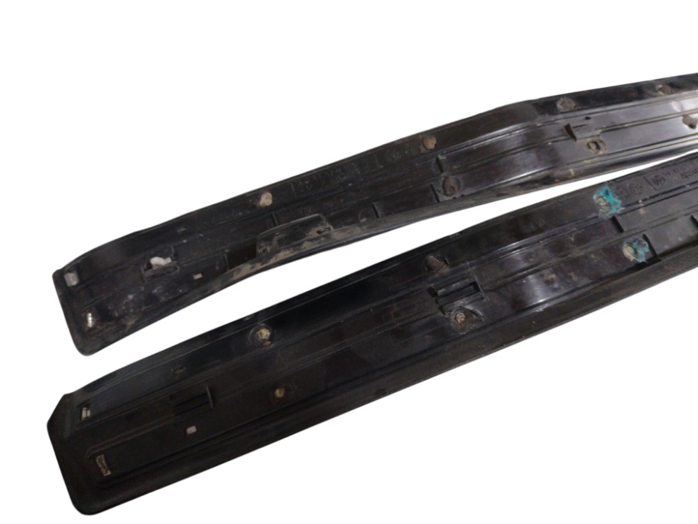 Soleira Porta Bmw 330i Ie46 99 2003 2005 2006 Traseira Par Preto 2