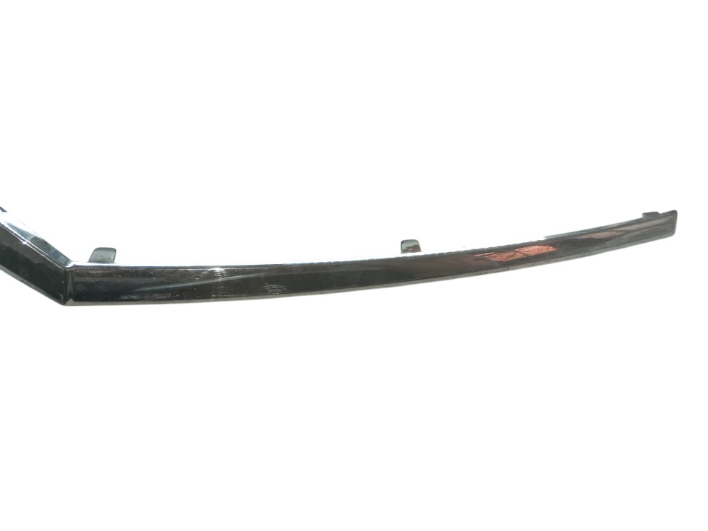 Friso Grade Citroen C4 Gran Picasso 2007 2013 Detalhes Diant Prata 2