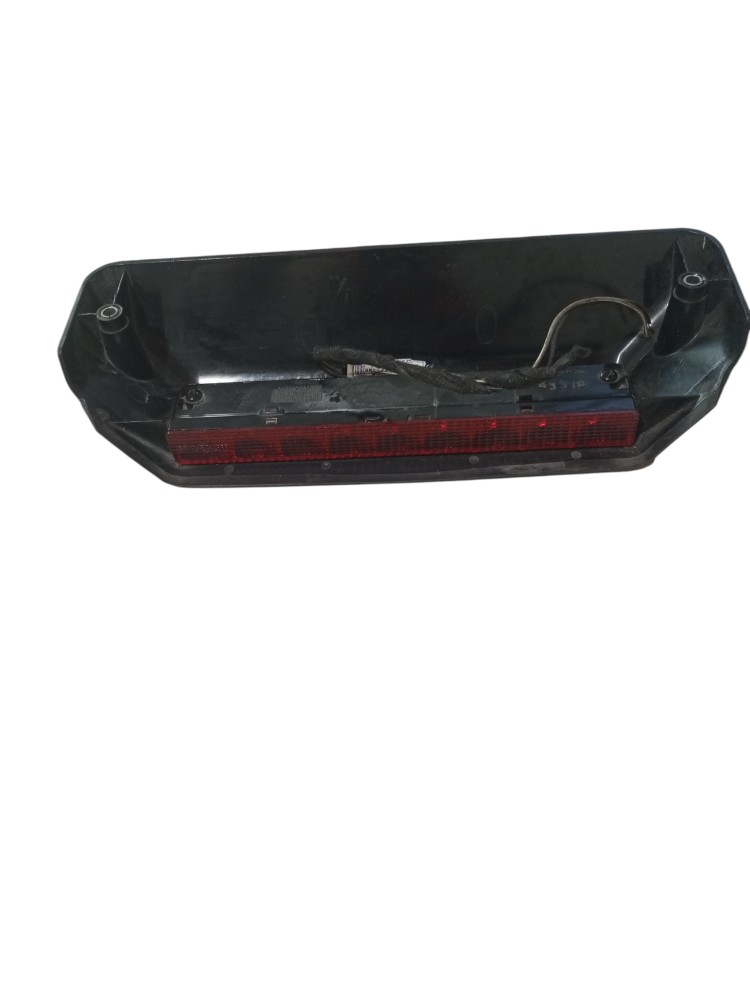 Moldura Luz Freio Break Light Fiat Uno Vivace 2014 2015 2017
