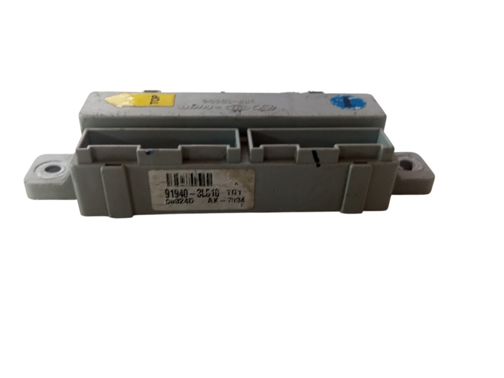Modulo Central Rele Fusiveis Azera 3.3 2006 2008 2010 Usado 4