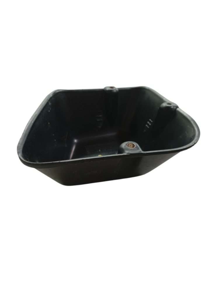 Moldura Interna Lanterna Direito Fiat Siena 2007 2010 2012 Preto 4