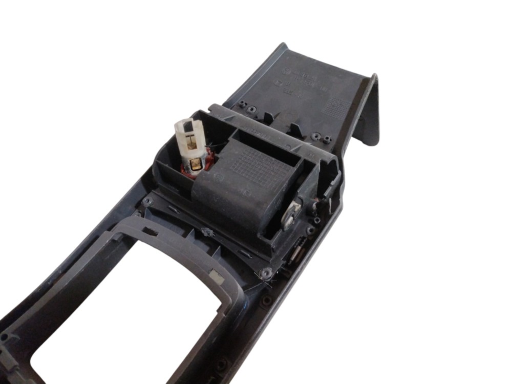 Console Cemtral Polo 2003 2006 2009 2013 Moldura Cinzeiro 2