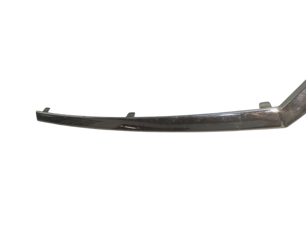 Friso Grade Citroen C4 Gran Picasso 2007 2013 Detalhes Diant Prata 3
