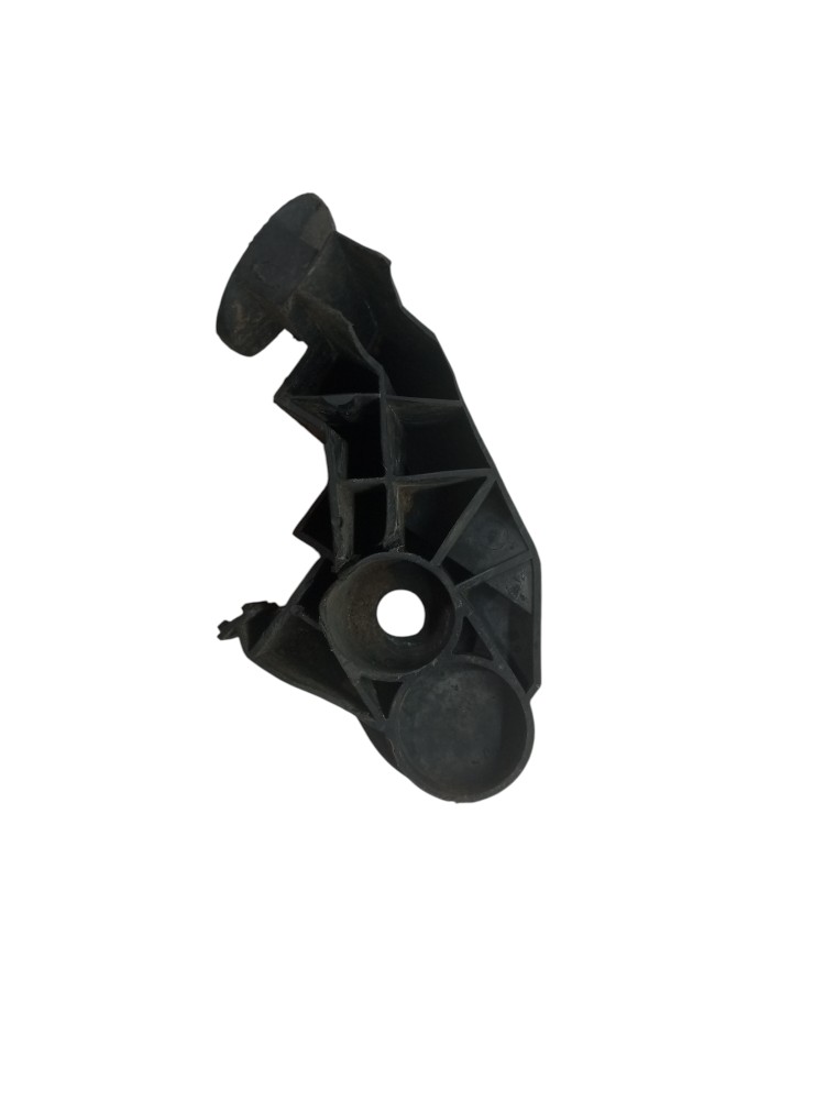 Guia Parachoque Dianteiro Esquerdo Bmw 325i 2000 2003 Usada 1