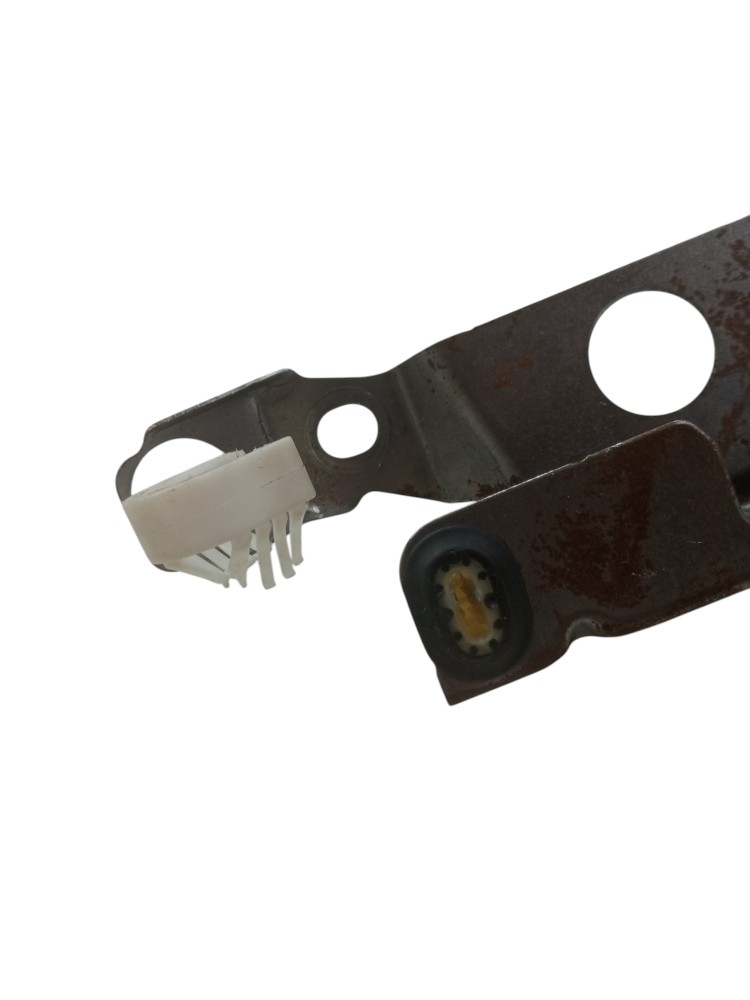Suporte paralama direito Renault logan 2015 2020 usado 4