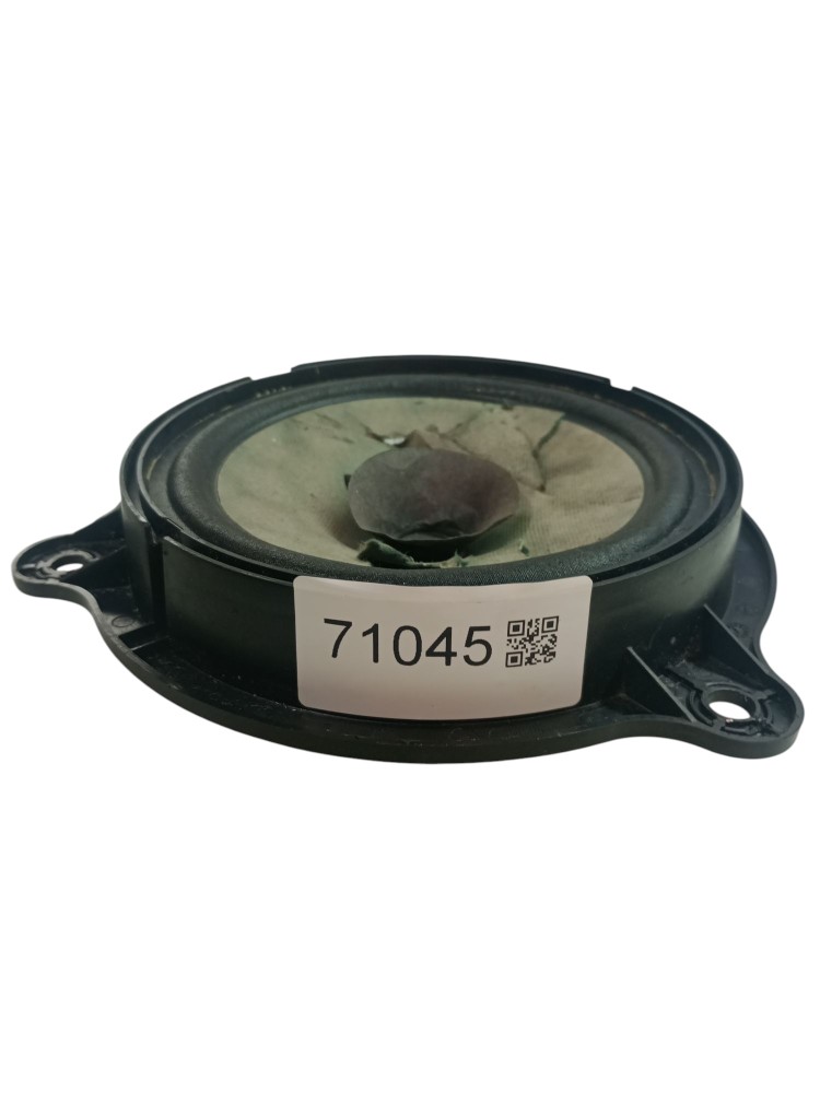 Moldura alto falante Oroch 2024 2025 traseiro usado 5