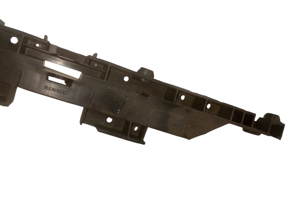 Suporte Parachoque Renault Oroch 2024 2024 Usado 3
