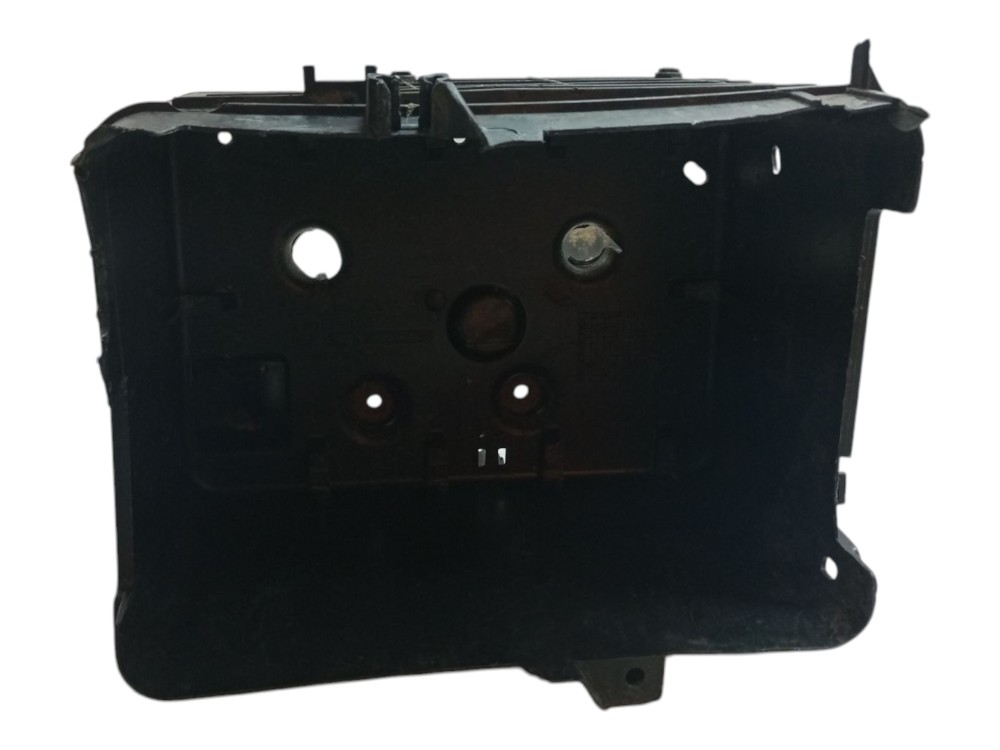 Caixa Suporte Bateria Peugeot 206 207 1.4 2007 2012 Usado 4