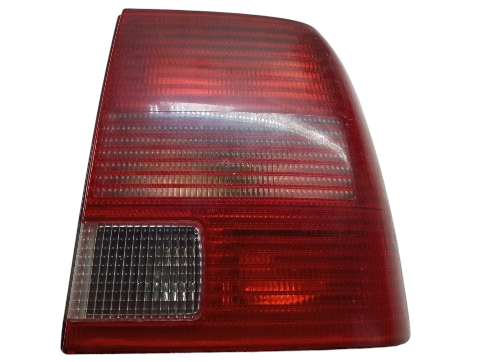 Lanterna Passat 97 98 99 2000 2001 Lado Direito Volkswagen  Direito/passageiro Vermelha 1