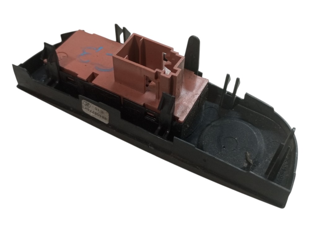Moldura Botao Falso Citroen C3 2003 2008 2012 Esquerdo Usado 2