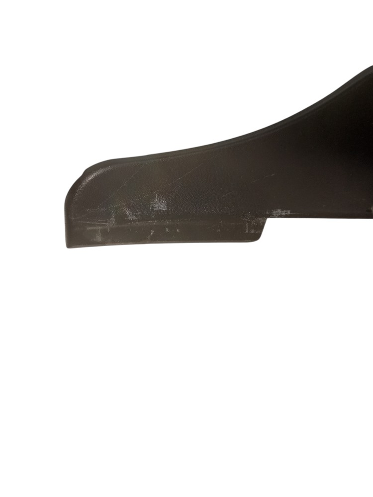 Acabamento Direto Churrasqueira Renault Oroch 2024 Usado. Preto 4