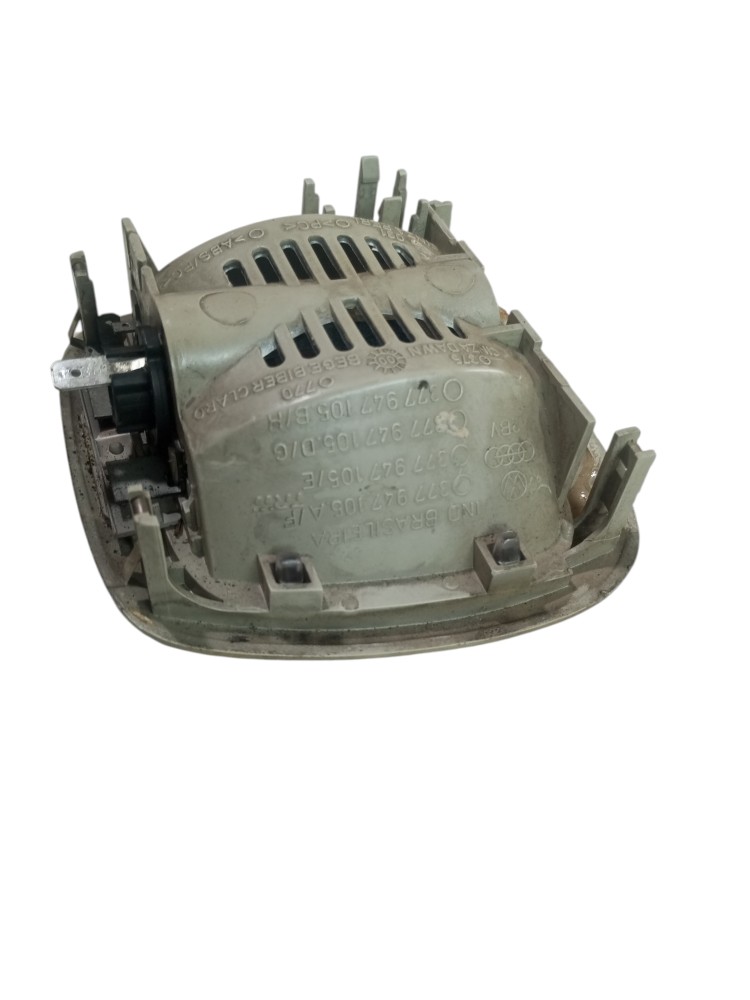 Luz Teto Cortesia Volkswagen Gol G2 1994 a 1999 Usado 8