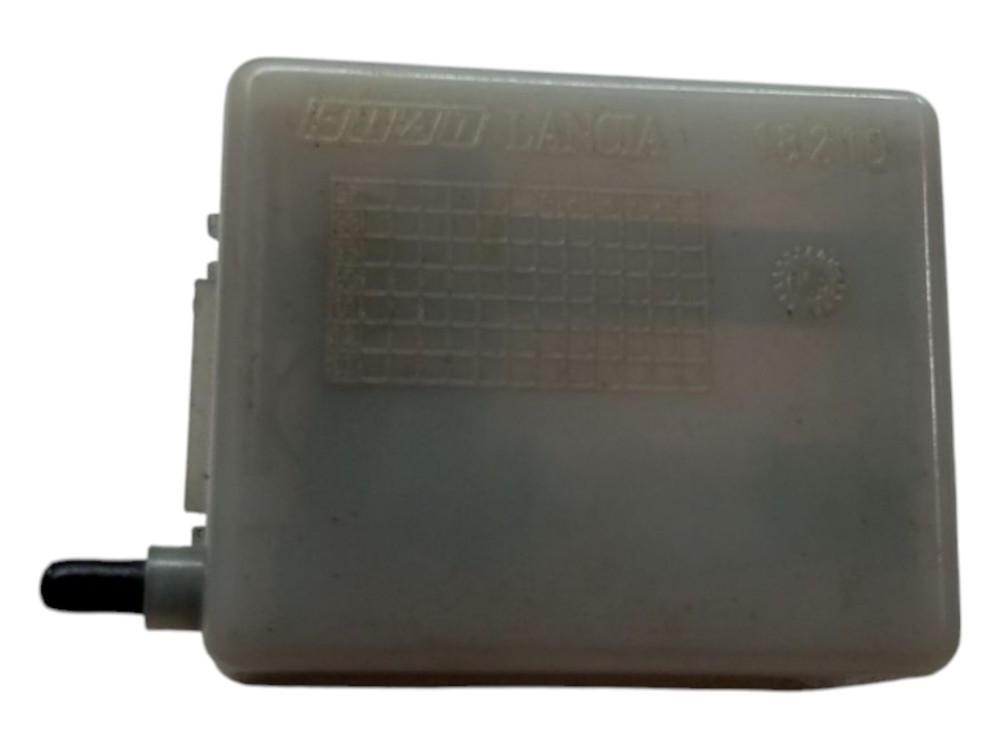 Lente Luz Interna Porta Luvas Fiat Tempra 90 99 Usado 1