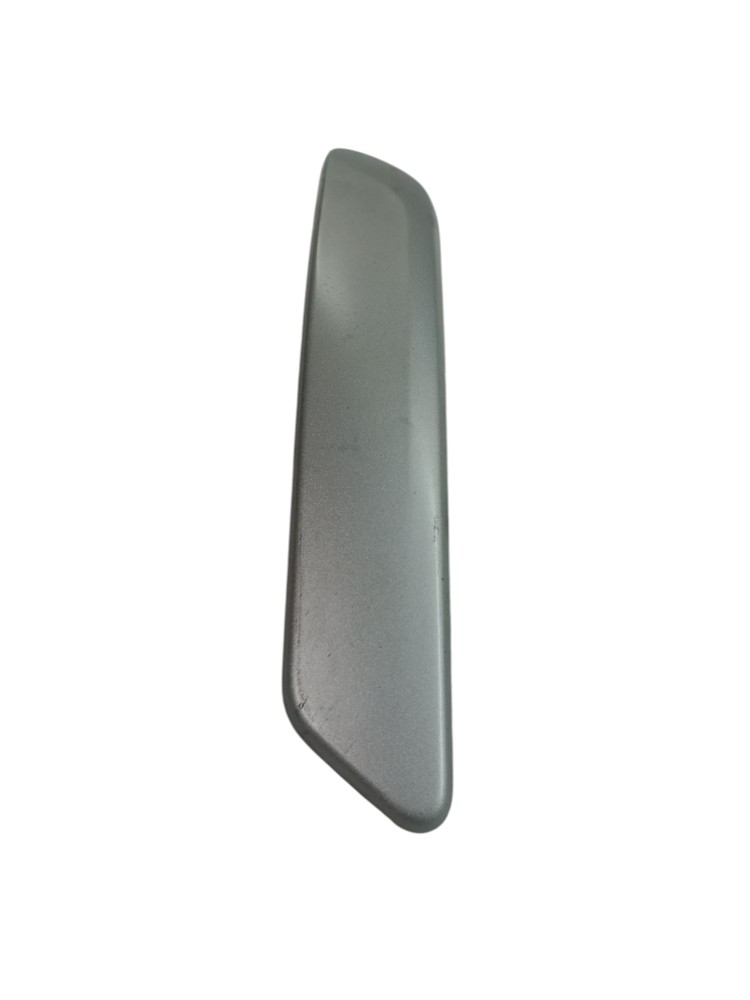 Moldura puxador porta Renault Logan 2014 2019 direito usado 5