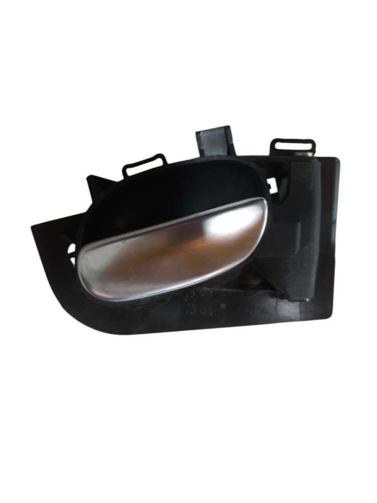 Macaneta Interna Traseira Peugeot 207 2008 2012 2014 Direito Preto Traseira 4