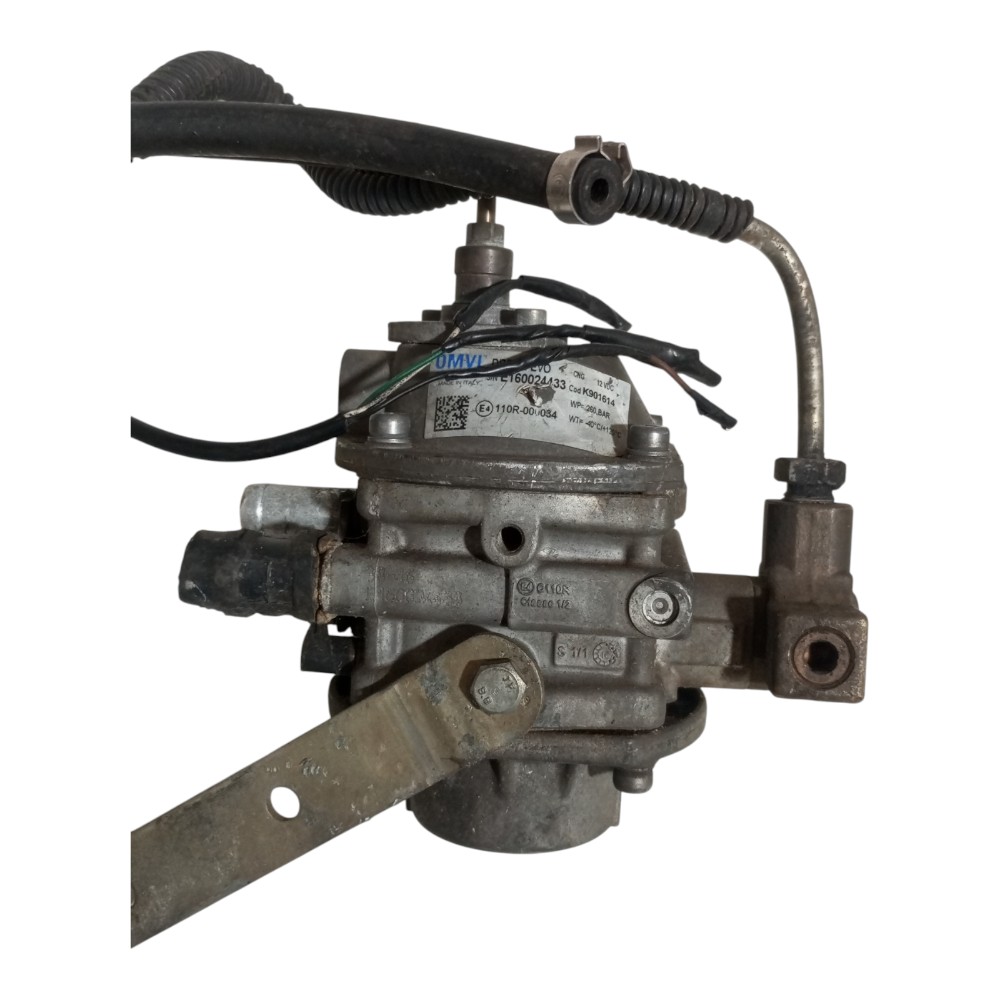 Redutor Gas Gnv 5 Geracao Tomasetto At12 Ate 240cv Usado Preto