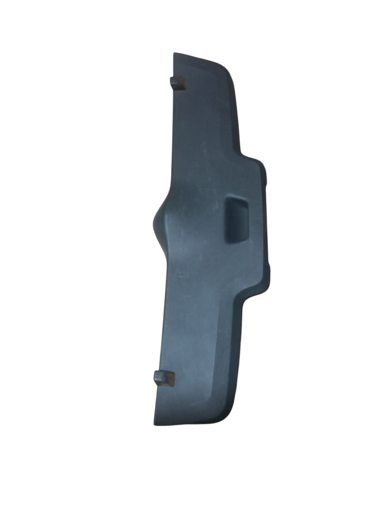 Moldura Tampa Traseira Citroen C3 C4 1.4 2002 2008 2010 2012 Preto 3