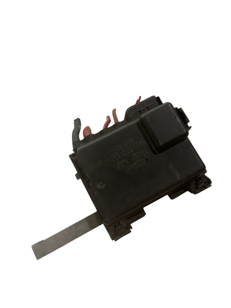 Caixa fusiveis tampa bateria golf 2.0 99/2005 usado